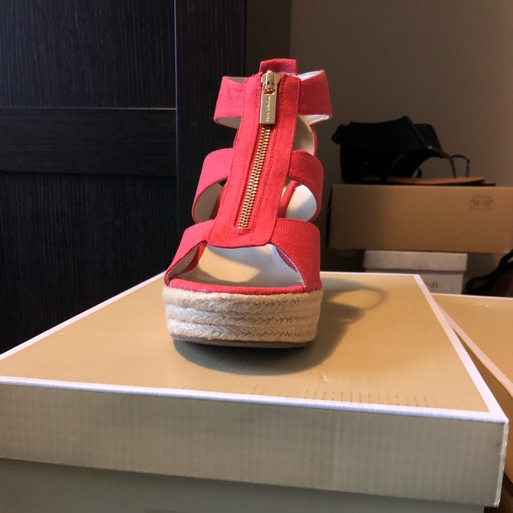 Michael Kors Damita wedge